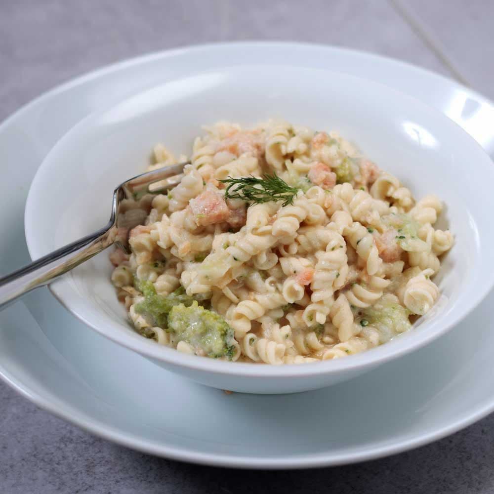 Fuel Your Preparation Freeze Dried Food Ration Meal Tin - Salmon And Broccoli Pasta