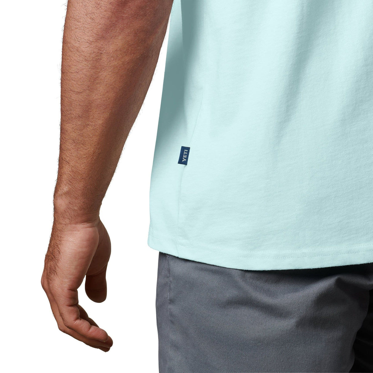 YETI Premium Logo Badge S22 Short Sleeve T-Shirt - Light Blue