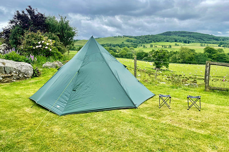 DD Hammocks SuperLight Pyramid Tent - Family Size