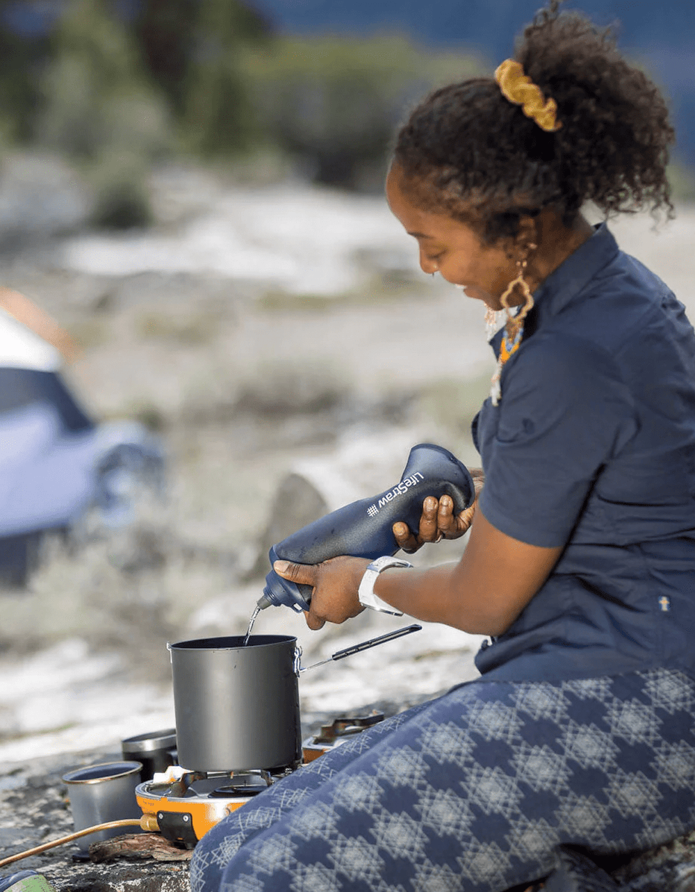 LifeStraw Peak Series Collapsible Squeeze 1L Bottle With Filter - Mountain Blue