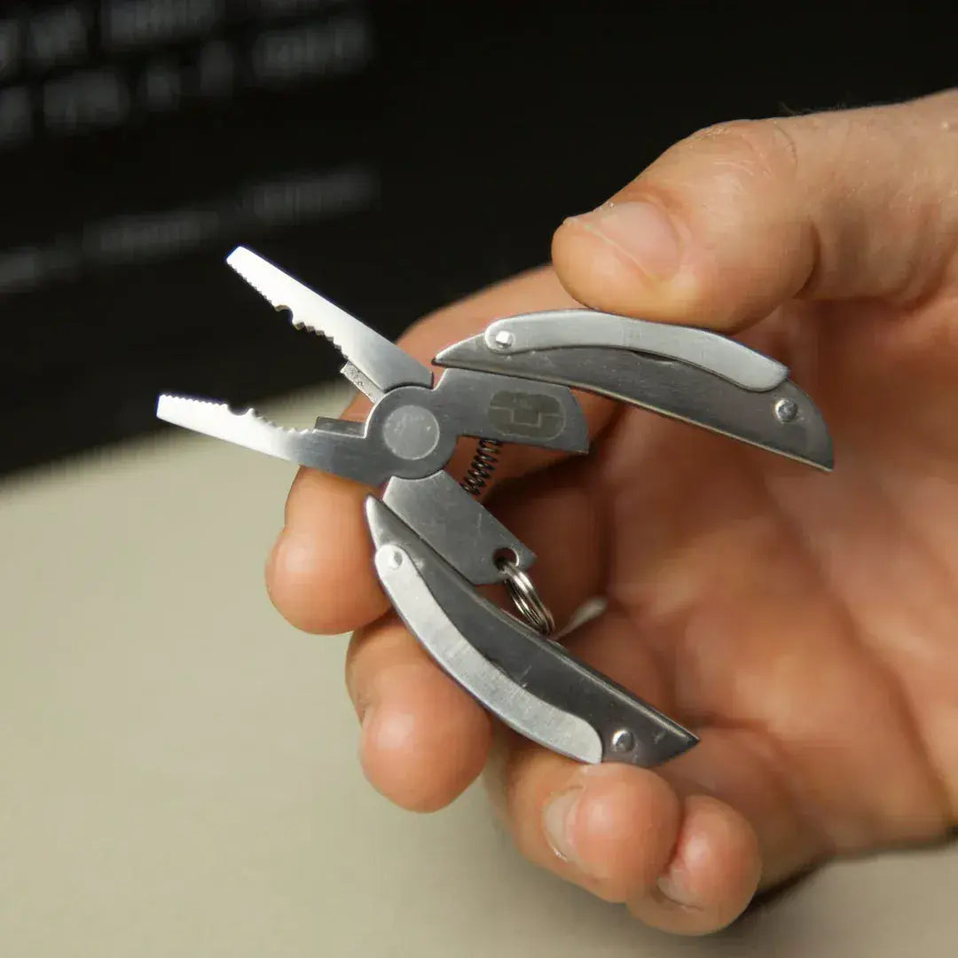 True Utility Scarab 7 In 1 Keyring Multi Tool
